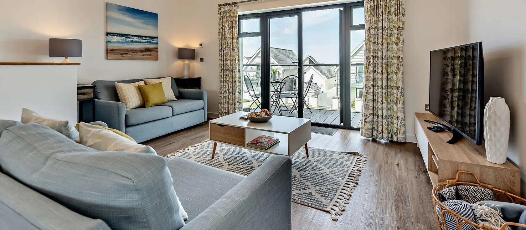 Seaglass, Westward Ho! is a stylish reverse-level home with spectacular sea views, private hot tub, and direct beach access. Perfect for couples and families seeking coastal charm with modern amenities and endless North Devon adventures.