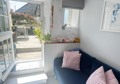 The kitchen sitting area at Seahorse Cottage, Mousehole