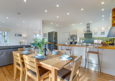 The dining area at Seahorses, Fowey