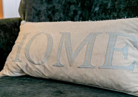 The living room at Seapink Cottage, Padstow