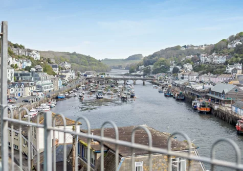 The panroamic view from the terrace & alfresco dining area at Seascape, Looe