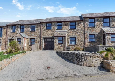 Seascape is a reverse level cottage in Porthleven, that makes the most of the stunning sea views