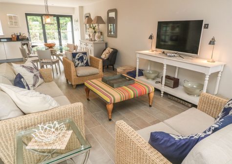The living area at Seaspell Beach House, Constantine Bay