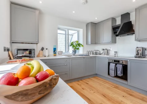 The kitchen at Seaspray, Bude