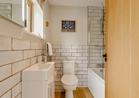 The bathroom at Seaview, Beer