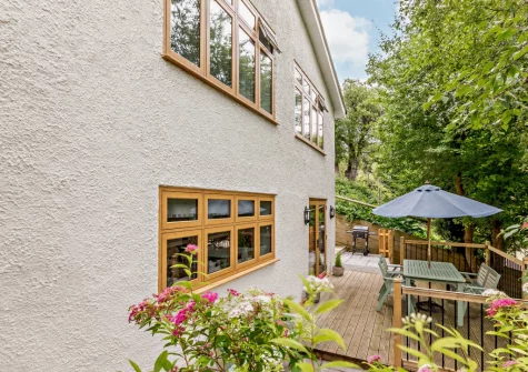 The decked patio, babecue & alfresco dining area at Seaview, Beer