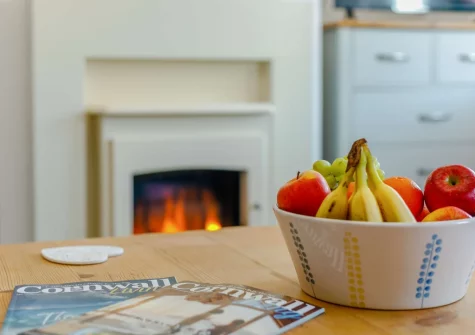 The living area at Seaview Moorings, Porthleven