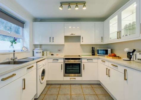 The kitchen at Seaview Moorings, Porthleven