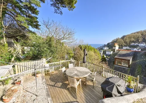 The x at Seawind, Looe