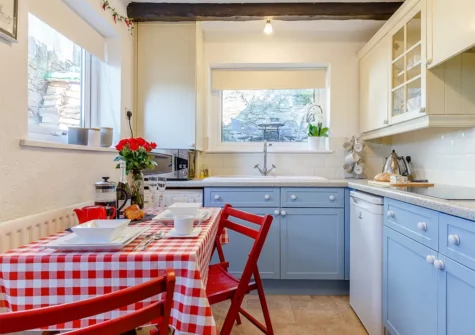 The kitchen & dining area at September Cottage, Brixham