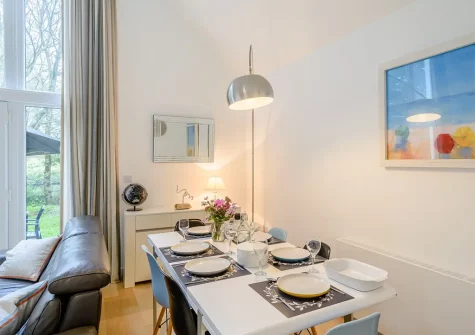 The dining area at Serendipity of Woolacombe, Woolacombe