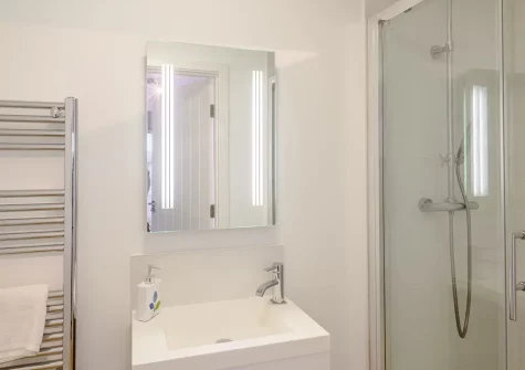 Bedroom #1 en-suite at Serendipity of Woolacombe, Woolacombe