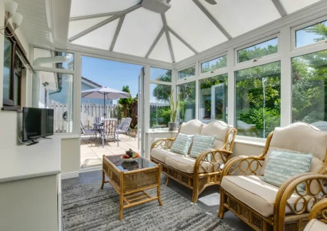 The conservatory at Shellseekers, Tregolds