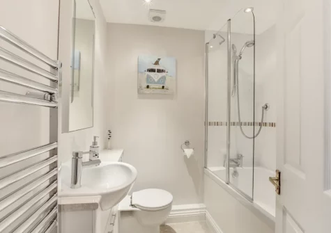 The bathroom at Ship Shape, Padstow