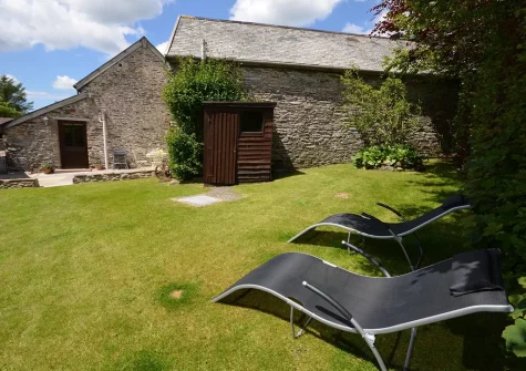The garden at Shirleys Cottage, Bentwitchen