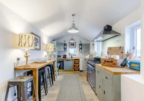 The kitchen at Shoestring Cottage, Lympstone