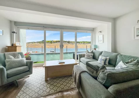 The living area at Shorewaters, Appledore