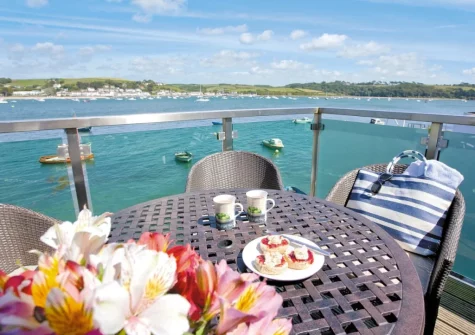 The balcony & alfresco dining area at Shorewaters, Appledore