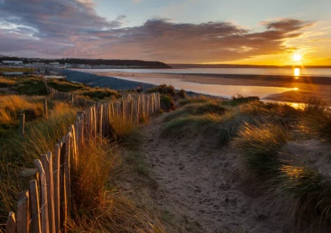 Silver Birches is an ideal base for visiting Westward Ho! Beach and exploring along the South West Coastal Path