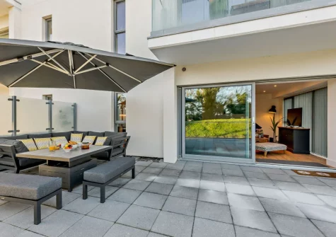 The balcony & alfresco dining area at Skippers Corner, Plymouth