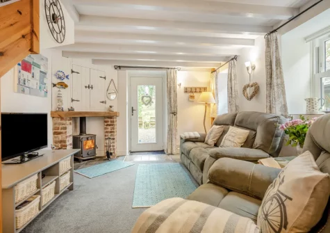 The living area at Skyber Riverview Barn, Tresarrett