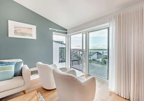 The living area at Skybreak, Appledore