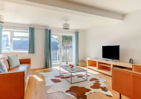 The living area at Slow Tide, Bude