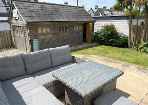 The patio & alfresco dining area at Slow Tide, Bude