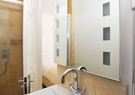 En-suite to bedroom #3 @ Solstice, Dartmouth