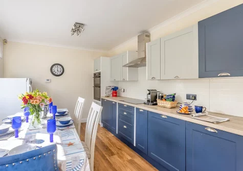 The kitchen at Soundwaves House, Bude