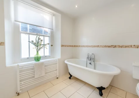 The bathroom at South Street Farm, Braunton