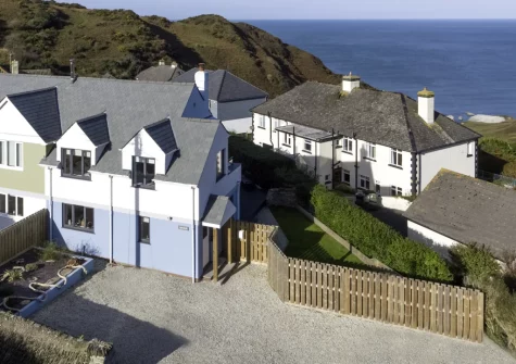Spindrift is a beautifully renovated holiday home in the quiet village of Mortehoe on the stunning North Devon coast