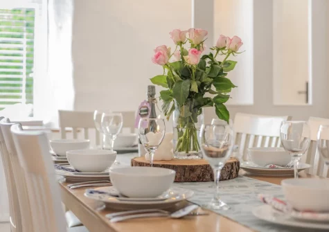 The dining room at Spring Cottage, Mortehoe