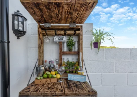 The patio bar at Spring Cottage, Mortehoe