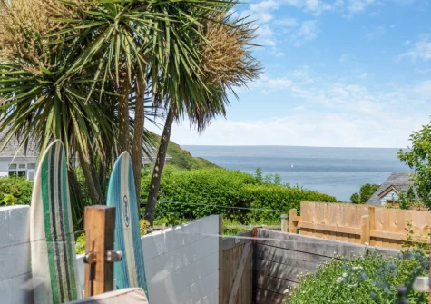 The courtyard garden at Spring Cottage, Mortehoe