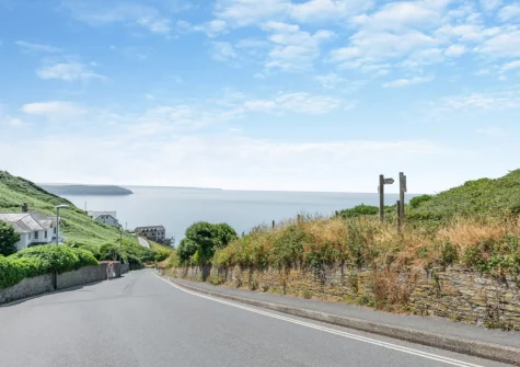 Spring Cottage is set in an Area of Outstanding Natural Beauty, just a 800-metres to sandy Grunta Beach