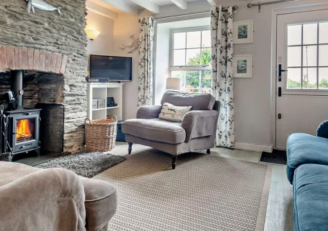 Spring Cottage, Wadebridge is a charming stone-built cottage offering couples and families a perfect base to explore North Cornwall. With countryside views, cosy interiors, and easy access to Padstow, create unforgettable coastal memories.