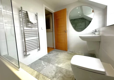 The bathroom at St Cadoc, Trevone