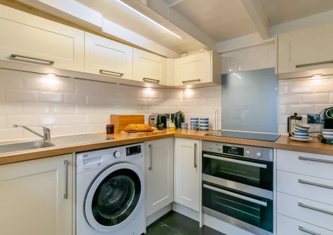 The kitchen at St Gwithians, 7 Bay View Terrace, Porthleven