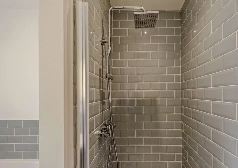 The bathroom at St James Villa, Ilfracombe