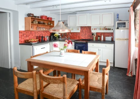 The kitchen & dining area at St Michaels, Porthleven