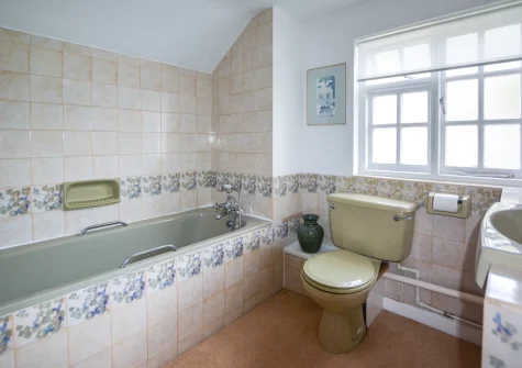 The bathroom at St Michaels, Porthleven