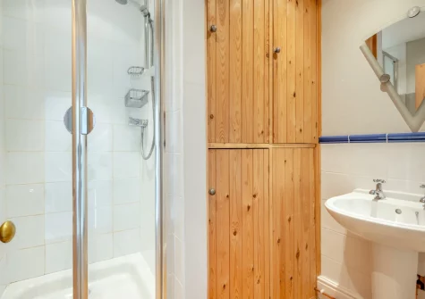 The first floor shower room at St Piran's, Padstow