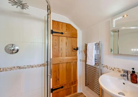 The bathroom at Stable Cottage, Challacombe