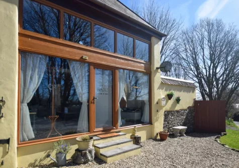 Stargazey Barn is a beautiful detached converted barn in idyllic countryside setting