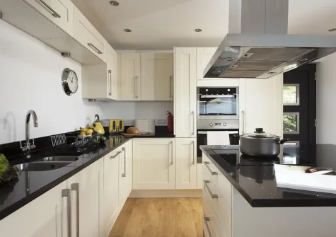 The kitchen at Stargazy, Morcliff Holiday Lodges, St Agnes