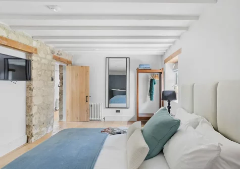 The bedroom at Starre Barn Cottage, Beer