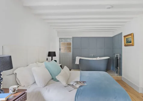 The bedroom at Starre Barn Cottage, Beer