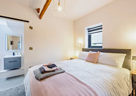 Bedroom #1 at Stonehaven at Woolmers House, Bickington