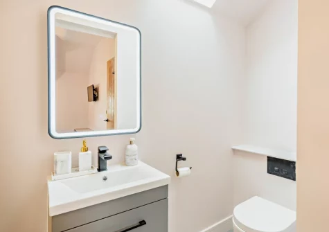 Bedroom #2 en-suite shower room at Stonehaven at Woolmers House, Bickington